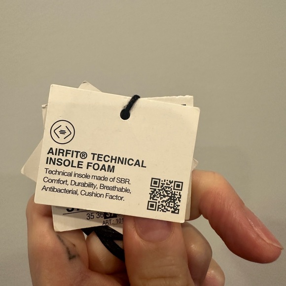 NWT Over the knee, stretch material , fitted, square toe, tech foam insole - Picture 7 of 9